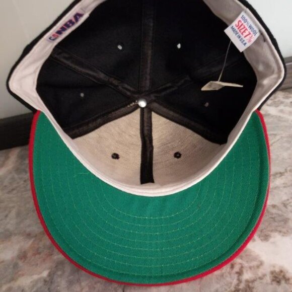 New Era Chicago Bulls Snapback Hat Vintage 90s - Picture 3 of 4